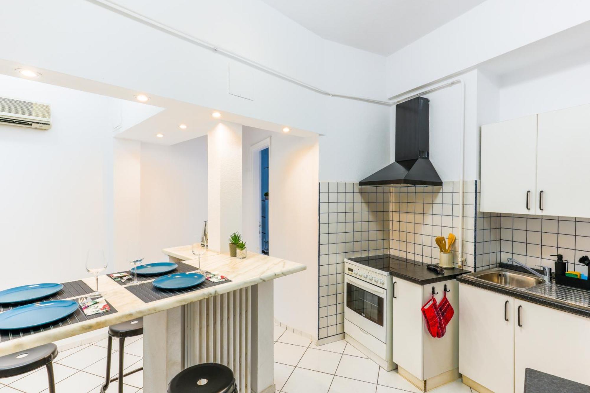 Ultracentral Golden Gatehouse 3 Bdrm Bukarest Kültér fotó